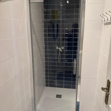 Ground Floor In * Ponta Delgada